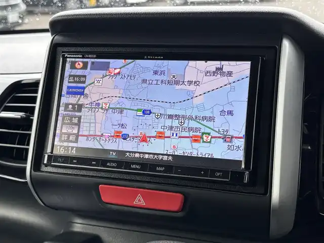 ホンダ Ｎ ＢＯＸ カスタムG SSブラックスタイル 大分県 2017(平29)年 9万km ブリティッシュグリーンP ・社外ナビ(CD.DVD.SD.BT)/・バックカメラ/・フルセグテレビ/・両側パワースライドドア/・ETC/・シートヒーター/・ステアリングリモコン/・スマートキー/・スペアキー