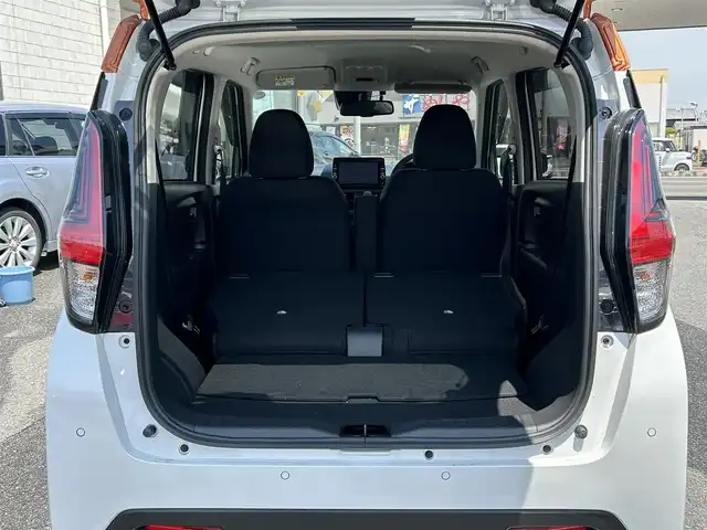 日産 デイズ ハイウェイスターX 奈良県 2022(令4)年 0.2万km プレミアムサンシャインオレンジメタリック/シルキーホワイト 純正9インチナビ/(BT/DVD/CD)/フルセグTV/ミラー型全方位カメラ/ナビ連動ドラレコ/エマージェンシーブレーキ/車線逸脱警報/標識認識/ETC2.0/革巻きステアリング/純正14インチAW/LEDオートライト/フォグライト/電格ミラー