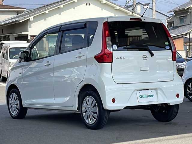 日産 デイズ J 愛媛県 2017(平29)年 1.9万km ホワイト ワンオーナー /純正メモリナビ (MJ117D-W)/・フルセグTV/・Bluetooth接続/・CD再生/・SDミュージックサーバー/ETC/ベンチシート/リモコンキー/スペアキー/保証書/取扱説明書
