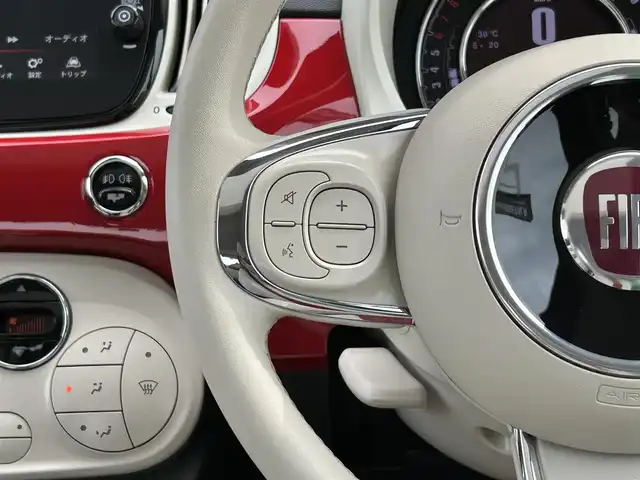 フィアット ５００ ツインエア ラウンジ 宮崎県 2020(令2)年 4.2万km パソドプレレッド 純正ディスプレイオーディオ/・Bluetooth/・AppleCarPlay/・USB/・AM/FM/サンルーフ/純正１５インチアルミホイール/後方コーナーセンサー/ETC/社外カバナシートカバー/前後ドライブレコーダー/純正フロアマット/MTモード付AT