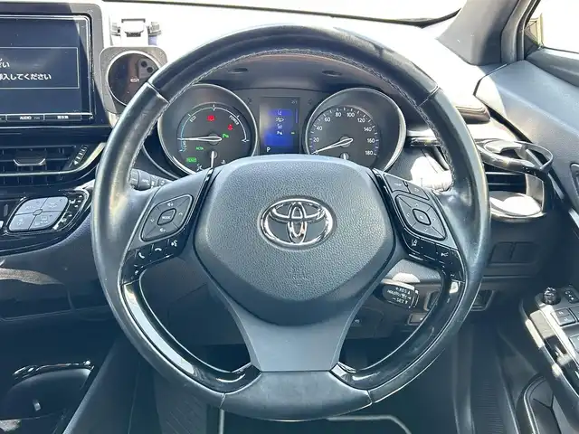 トヨタ Ｃ－ＨＲ G LEDエディション 群馬県 2017(平29)年 5.1万km ブラックマイカ 純正SDナビ/（CD/DVD/SD/Bluetooth/MSV）/フルセグテレビ/バックカメラ/セーフティセンスP/・プリクラッシュセーフティシステム/・レーンディパーチャーアラート/・オートマチックハイビーム/・レーダークルーズコントロール/ブラインドスポットモニター/クリアランスソナー/バックソナー/オートブレーキホールド/ハーフレザーシート/快適温熱シート/ドライブレコーダー/LEDヘッドランプ/シーケンシャルターンランプ/純正18インチアルミホイール/純正フロアマット/ドアバイザー