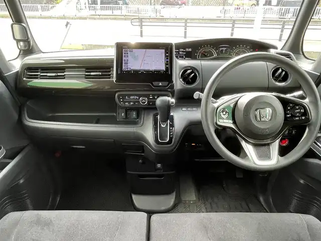ホンダ Ｎ ＢＯＸ カスタム G L ホンダセンシング 岐阜県 2018(平30)年 4万km クリスタルブラックパール 純正SDナビ/AM FM CD DVD TV BT/バックカメラ/前後ドライブレコーダー/両側パワースライドドア/純正フロアマット/前席シートヒーター/オートライト/ドアバイザー/ISOFIX/衝突軽減ブレーキ/電格ミラー