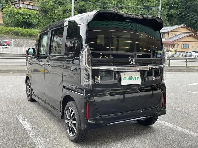 ホンダ Ｎ ＢＯＸ カスタム G L ホンダセンシング 岐阜県 2018(平30)年 4万km クリスタルブラックパール 純正SDナビ/AM FM CD DVD TV BT/バックカメラ/前後ドライブレコーダー/両側パワースライドドア/純正フロアマット/前席シートヒーター/オートライト/ドアバイザー/ISOFIX/衝突軽減ブレーキ/電格ミラー
