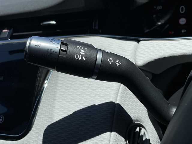 ランドローバー レンジローバーイヴォーク Rダイナミック S 東京都 2020(令2)年 4.5万km 黒 TouchProDuo/デジタルインナーミラー/ACC/レーンキープA/BSM/純正ナビ/フルセグTV/エマージェンシーブレーキ/AppleCarPlay/ツートンレザーシート/シートヒーター/ステアリングヒーター/パワーバックドア/黒20インチAW/デジタルメーター/プレミアムLEDヘッドライト/ETC2.0