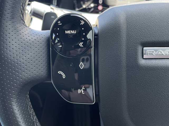 ランドローバー レンジローバーイヴォーク Rダイナミック S 東京都 2020(令2)年 4.5万km 黒 TouchProDuo/デジタルインナーミラー/ACC/レーンキープA/BSM/純正ナビ/フルセグTV/エマージェンシーブレーキ/AppleCarPlay/ツートンレザーシート/シートヒーター/ステアリングヒーター/パワーバックドア/黒20インチAW/デジタルメーター/プレミアムLEDヘッドライト/ETC2.0