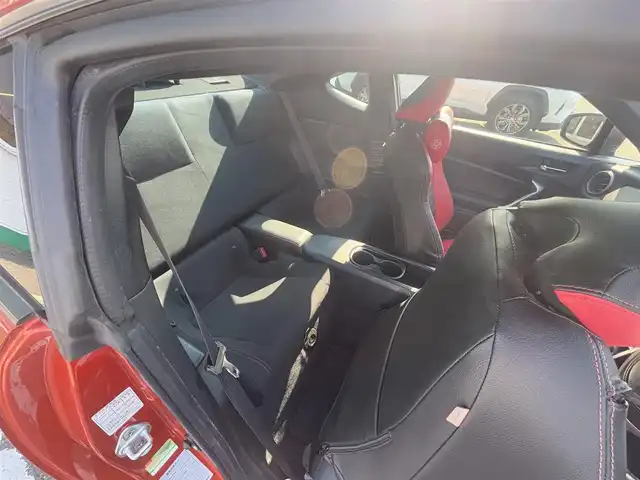 トヨタ ８６ GT 徳島県 2015(平27)年 2.9万km オレンジメタリック ケンウッドメモリナビ　MDVーZ701W/(AM.FM.CD.BT.TV)/クルーズコントロール/純正アルミホイール/ＨＩＤヘッドライト/純正フロアマット/前方ドライブレコーダー MDVーZ701W/オートライト/オートエアコン/６速マニュアル/プッシュスタート