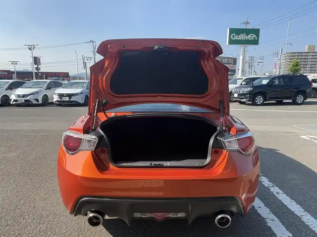 トヨタ ８６ GT 徳島県 2015(平27)年 2.9万km オレンジメタリック ケンウッドメモリナビ　MDVーZ701W/(AM.FM.CD.BT.TV)/クルーズコントロール/純正アルミホイール/ＨＩＤヘッドライト/純正フロアマット/前方ドライブレコーダー MDVーZ701W/オートライト/オートエアコン/６速マニュアル/プッシュスタート