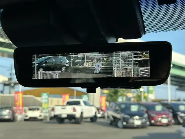 トヨタ グランエース プレミアム 愛知県 2020(令2)年 4.4万km ホワイトパールクリスタルシャイン 純正ナビ/(BT/AM/FM/USB/Miracast/CD/DVD)/フルセグTV/プリクラッシュセーフティシステム/パノラミックビューモニター/コーナーセンサー/レーダークルーズコントロール/パーキングサポートブレーキ/横滑り防止装置/ロードサインアシスト/デジタルインナーミラー/リヤフリップダウンモニター/ビルトインETC/全席シートヒーター/全席パワーシート/両側パワースライドドア/純正17インチAW/LEDヘッドライト/フォグランプ/プッシュスタート/スマートキー/純正フロアマット