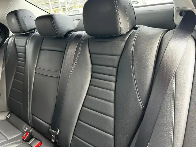 メルセデス・ベンツ Ｅ２００ 4マチック アバンギャルド 富山県 2018(平30)年 4.5万km パール HDDナビ/AM/FMラジオ/フルセグTV/Bluetooth接続/360°カメラ/４WD/アイドリングストップ/ACC/パワーバックドア/前後ドラレコ/D/N席パワーシート/全席シートヒーター/アンビエントライト