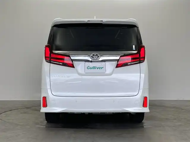 トヨタ アルファード S タイプゴールドⅢ 埼玉県 2023(令5)年 2.9万km ホワイトパールクリスタルシャイン サンルーフ　純正ディスプレイオーディオ　フリップダウンモニター　ＢＳＭ　ＤＶＤ再生　三眼ＬＥＤ　セーフティセンス　レーダークルーズ　デジタルインナーミラー　ビルトインＥＴＣ２．０　ＡＣ１００Ｖ　地デジ