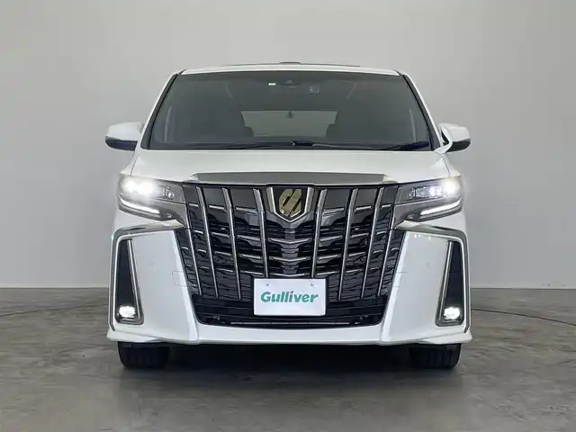 トヨタ アルファード S タイプゴールドⅢ 埼玉県 2023(令5)年 2.9万km ホワイトパールクリスタルシャイン サンルーフ　純正ディスプレイオーディオ　フリップダウンモニター　ＢＳＭ　ＤＶＤ再生　三眼ＬＥＤ　セーフティセンス　レーダークルーズ　デジタルインナーミラー　ビルトインＥＴＣ２．０　ＡＣ１００Ｖ　地デジ