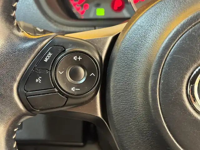 トヨタ ヴォクシー ZS GRスポーツ 群馬県 2019(令1)年 5.5万km ホワイトパールクリスタルシャイン セーフティセンス/純正10インチSDナビ/　　CD/DVD/BT/フルセグ/MSV/USB/HDMI/バックカメラ/両側パワースライドドア/クルーズコントロール/LEDオートライト/オートハイビーム/ハーフレザーシート/純正18インチAW/ドライブレコーダー/ステアリングスイッチ/オートリトラクタブルミラー/アイドリングストップ/横滑り防止装置/スマートキー/ビルトインETC2.0