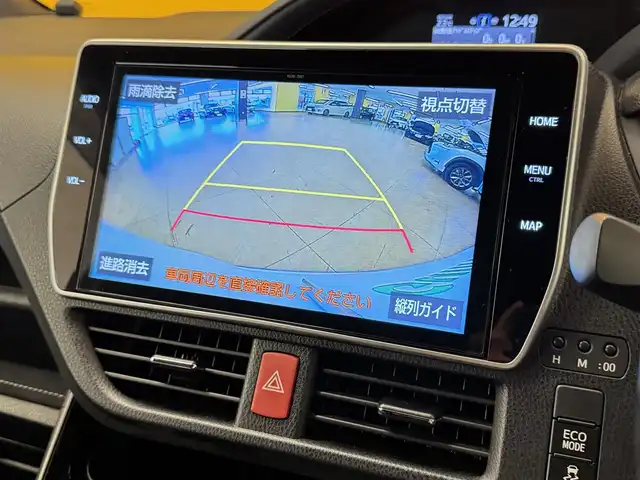 トヨタ ヴォクシー ZS GRスポーツ 群馬県 2019(令1)年 5.5万km ホワイトパールクリスタルシャイン セーフティセンス/純正10インチSDナビ/　　CD/DVD/BT/フルセグ/MSV/USB/HDMI/バックカメラ/両側パワースライドドア/クルーズコントロール/LEDオートライト/オートハイビーム/ハーフレザーシート/純正18インチAW/ドライブレコーダー/ステアリングスイッチ/オートリトラクタブルミラー/アイドリングストップ/横滑り防止装置/スマートキー/ビルトインETC2.0