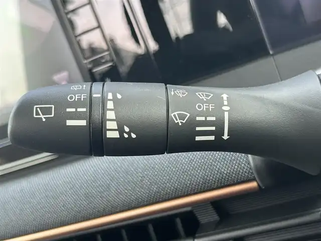 日産 サクラ X 兵庫県 2024(令6)年 0.3万km ブラック 純正ナビ　/USB入力端子　/AppleCarPlay　/全方位バックモニター/プロパイロット　/先進安全装備360°セーフティアシスト/インテリジェントエマージェンシーブレーキ/踏み間違え防止アシスト/車線逸脱防止支援システム/ふらつき警報/標識認識機能/ＬＥＤヘッドライト　/アイドリングストップ　/オートライト　/横滑り防止システム　/純正フロアマット