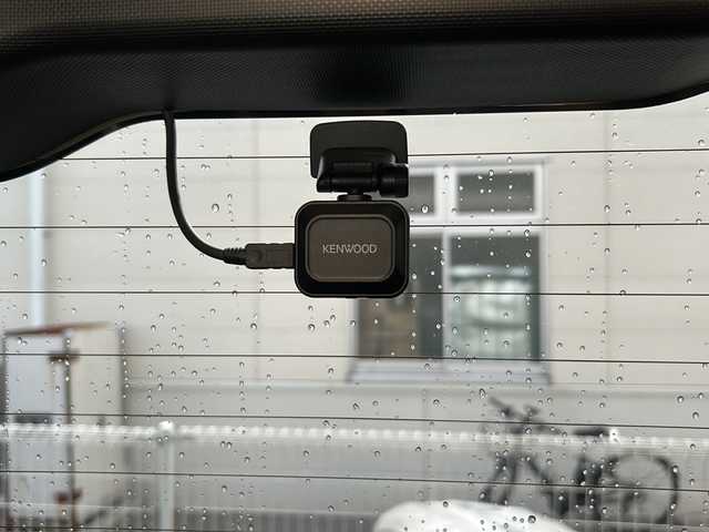 トヨタ エスクァイア ハイブリッド Gi プレミアムパッケージ 鳥取県 2020(令2)年 6万km ブラック ワンオーナー/７人乗り/ハーフレザーシート/ウッドコンビハンドル/両側パワースライド/純正８インチワイドナビ/フリップダウンモニター/フルセグ・Bluetooth/バックカメラ/前後ドライブレコーダー/プリクラッシュセーフティ/クリアランスソナー/レーンデパーチャー/オートハイビーム/クルーズコントロール/前席シートヒーター/ハンドルヒーター/LEDイルミネーション/nano-eエアコン/リアオートエアコン/センターコンソール/ハイマウントスピーカー/LEDヘッドライト/LEDフォグライト/オートリトラクトミラー/社外17インチAW(ワーク製）/社外ダブルホーン/ETCユニット/保証書・取説