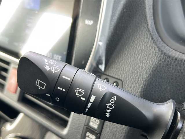 トヨタ エスクァイア ハイブリッド Gi プレミアムパッケージ 鳥取県 2020(令2)年 6万km ブラック ワンオーナー/７人乗り/ハーフレザーシート/ウッドコンビハンドル/両側パワースライド/純正８インチワイドナビ/フリップダウンモニター/フルセグ・Bluetooth/バックカメラ/前後ドライブレコーダー/プリクラッシュセーフティ/クリアランスソナー/レーンデパーチャー/オートハイビーム/クルーズコントロール/前席シートヒーター/ハンドルヒーター/LEDイルミネーション/nano-eエアコン/リアオートエアコン/センターコンソール/ハイマウントスピーカー/LEDヘッドライト/LEDフォグライト/オートリトラクトミラー/社外17インチAW(ワーク製）/社外ダブルホーン/ETCユニット/保証書・取説