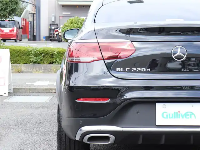 メルセデス・ベンツ Ｍ・ベンツ ＧＬＣ２２０ d 4マチック クーペ AMGライン 神奈川県 2023(令5)年 2.9万km 黒 ワンオーナー/ブラインドスポットモニター/ETC2.0 /ドラレコ前後/ヘッドアップディスプレイ/ガラススライディングルーフ/全席シートヒーター/D/N席エアーシート/アダクティブステアリング/純正メモリナビ/Bluetoothオーディオ/タイプC充電口×3/バックカメラ/アイドリングストップ/ウィンカーミラー/クルーズコントロール(追従機能あり)/プッシュスタート/純正19インチAW/純正フロアマット/純正LEDヘッドライト/コーナーセンサー前後/保証書/取説/スペアスマートキー
