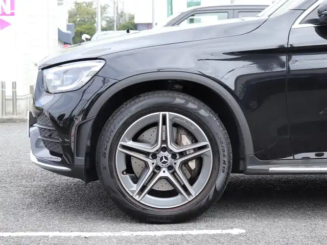 メルセデス・ベンツ Ｍ・ベンツ ＧＬＣ２２０ d 4マチック クーペ AMGライン 神奈川県 2023(令5)年 2.9万km 黒 ワンオーナー/ブラインドスポットモニター/ETC2.0 /ドラレコ前後/ヘッドアップディスプレイ/ガラススライディングルーフ/全席シートヒーター/D/N席エアーシート/アダクティブステアリング/純正メモリナビ/Bluetoothオーディオ/タイプC充電口×3/バックカメラ/アイドリングストップ/ウィンカーミラー/クルーズコントロール(追従機能あり)/プッシュスタート/純正19インチAW/純正フロアマット/純正LEDヘッドライト/コーナーセンサー前後/保証書/取説/スペアスマートキー