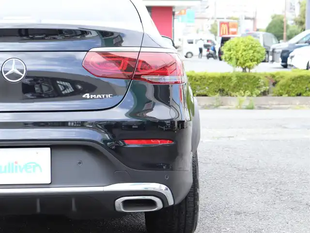 メルセデス・ベンツ Ｍ・ベンツ ＧＬＣ２２０ d 4マチック クーペ AMGライン 神奈川県 2023(令5)年 2.9万km 黒 ワンオーナー/ブラインドスポットモニター/ETC2.0 /ドラレコ前後/ヘッドアップディスプレイ/ガラススライディングルーフ/全席シートヒーター/D/N席エアーシート/アダクティブステアリング/純正メモリナビ/Bluetoothオーディオ/タイプC充電口×3/バックカメラ/アイドリングストップ/ウィンカーミラー/クルーズコントロール(追従機能あり)/プッシュスタート/純正19インチAW/純正フロアマット/純正LEDヘッドライト/コーナーセンサー前後/保証書/取説/スペアスマートキー