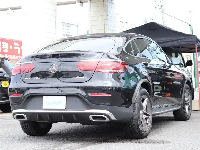 メルセデス・ベンツ Ｍ・ベンツ ＧＬＣ２２０ d 4マチック クーペ AMGライン 神奈川県 2023(令5)年 2.9万km 黒 ワンオーナー/ブラインドスポットモニター/ETC2.0 /ドラレコ前後/ヘッドアップディスプレイ/ガラススライディングルーフ/全席シートヒーター/D/N席エアーシート/アダクティブステアリング/純正メモリナビ/Bluetoothオーディオ/タイプC充電口×3/バックカメラ/アイドリングストップ/ウィンカーミラー/クルーズコントロール(追従機能あり)/プッシュスタート/純正19インチAW/純正フロアマット/純正LEDヘッドライト/コーナーセンサー前後/保証書/取説/スペアスマートキー