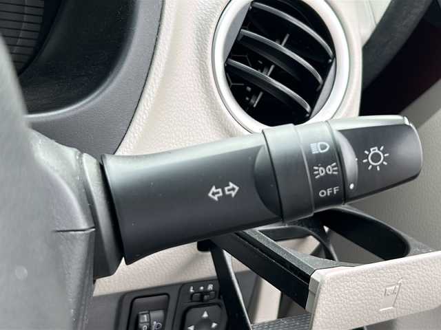 三菱 ｅＫワゴン G 岩手県 2013(平25)年 9.5万km チェリーブラウンパール ナビ　バックカメラ　フルセグ　Ｂｌｕｅｔｏｏｔｈ　ＣＤ／ＤＶＤ再生　本革巻きステアリング　自動調光ミラー　イモビライザー　坂道発進補助装置　衝突安全ボディー　純正ＡＷ　純正フロアマット　スマートキー