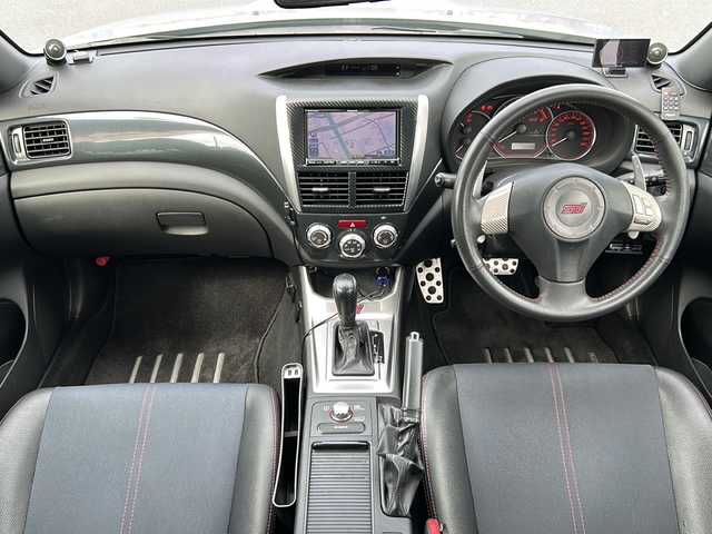 スバル インプレッサ ＷＲＸ STI A－Line 山口県 2011(平23)年 8万km スパークシルバーメタリック 禁煙車（前オーナー様のご申告によるもの）/社外メモリナビ/Bluetooth/フルセグTV/バックカメラ/社外レーダー/社外ツィータースピーカー/ETC/スマートキー＆プッシュスタート/D/席パワーシート/クルーズコントロール/キセノンライト/フォグライト/リアフォグライト/社外マフラー/社外18インチAW/横滑り防止装置/パドルシフト/オートエアコン/保証書・取説/スペアキー1個