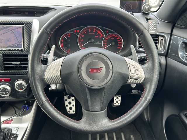 スバル インプレッサ ＷＲＸ STI A－Line 山口県 2011(平23)年 8万km スパークシルバーメタリック 禁煙車（前オーナー様のご申告によるもの）/社外メモリナビ/Bluetooth/フルセグTV/バックカメラ/社外レーダー/社外ツィータースピーカー/ETC/スマートキー＆プッシュスタート/D/席パワーシート/クルーズコントロール/キセノンライト/フォグライト/リアフォグライト/社外マフラー/社外18インチAW/横滑り防止装置/パドルシフト/オートエアコン/保証書・取説/スペアキー1個