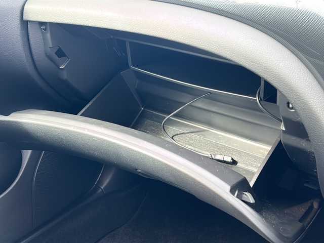 スバル インプレッサ ＷＲＸ STI A－Line 山口県 2011(平23)年 8万km スパークシルバーメタリック 禁煙車（前オーナー様のご申告によるもの）/社外メモリナビ/Bluetooth/フルセグTV/バックカメラ/社外レーダー/社外ツィータースピーカー/ETC/スマートキー＆プッシュスタート/D/席パワーシート/クルーズコントロール/キセノンライト/フォグライト/リアフォグライト/社外マフラー/社外18インチAW/横滑り防止装置/パドルシフト/オートエアコン/保証書・取説/スペアキー1個