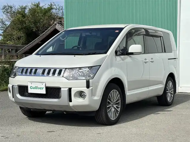 三菱 デリカＤ：５ G－Power package 福岡県 2013(平25)年 3.2万km ウォームホワイトパール スマートキー/Bluetoothオーディオ/バックカメラ/ETC/後席モニター（ALPINE）/純正フロアマット/純正アルミホイール/両側パワースライドドア/LEDヘッドライト