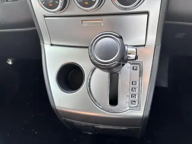 三菱 デリカＤ：５ G－Power package 福岡県 2013(平25)年 3.2万km ウォームホワイトパール スマートキー/Bluetoothオーディオ/バックカメラ/ETC/後席モニター（ALPINE）/純正フロアマット/純正アルミホイール/両側パワースライドドア/LEDヘッドライト