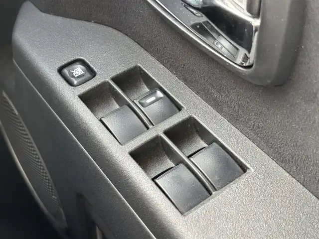 三菱 デリカＤ：５ G－Power package 福岡県 2013(平25)年 3.2万km ウォームホワイトパール スマートキー/Bluetoothオーディオ/バックカメラ/ETC/後席モニター（ALPINE）/純正フロアマット/純正アルミホイール/両側パワースライドドア/LEDヘッドライト