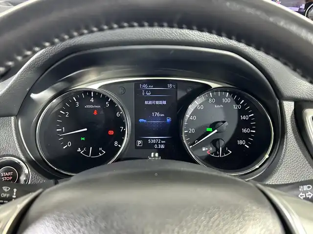 日産 エクストレイル 20X エマージェンシーブレーキ 神奈川県 2016(平28)年 5.4万km ブリリアントホワイトパール 社外9型SDナビゲーション【CN-F1DVD】/フルセグ　Bluetooth　SD　CD DVD　USB　iPod/バックカメラ/車線逸脱警報/エマージェンシープレーキ/進入禁止機能/前後ソナー/アイドリングストップ/ブラックセルクロス/フレーザークロスパートナー防水シート/前席シートヒーター/革巻きステアリング/ステアリングスイッチ/純正ビルトインＥＴＣ/社外前方ドライブレコーダー/社外GPSレーダー/ＥＣＯ/プッシュスタート/インテリジェントキー/LEDヘッドランプ/オートライト/純正17インチアルミホイール/純正リアスポイラー/スペアキー2本