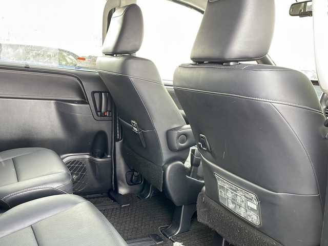 トヨタ エスクァイア Gi 道北・旭川 2015(平27)年 7.2万km スパークリングブラックパールクリスタルシャイン /4WD//禁煙車//純正9型ナビ//CD/DVD/SD/MSV/BT/フルセグ//純正11型フリップダウンモニター//両側パワースライドドア//合皮黒シート//シートヒーター//バックカメラ//クルーズコントロール//アイドリングストップ//オートハイビーム//オートライト//LEDヘッドライト//フォグライト//ビルトインETC//前後ドライブレコーダー//オートリトラミラー//サンシェード//純正フロアマット//ドアバイザー//プッシュスタート//保証書