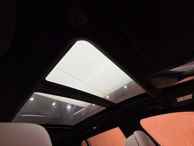 ＢＭＷ ＢＭＷ Ｘ７ xDrive40d Mスポーツ 千葉県 2021(令3)年 3.5万km 白 6人乗り　/ウェルネスパッケージ　/スカイラウンジパノラマSR　/白革シート　/harmankardonサウンド　/ディスプレイキー　/ACC　/ナビ　/TV　/360°　/Bluetooth接続　/CarPlay　/HUD　/レーザーライト　/ETC　/ドラレコ