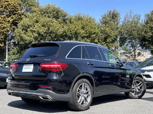 メルセデス・ベンツ ＧＬＣ２５０ 4マチックスポーツ 本革 東京都 2016(平28)年 4.2万km オブシディアンブラック 本革仕様/パノラミックスライディングルーフ/エアバランスパッケージ/・空気清浄機能/Burmesterサラウンドサウンドシステム/純正ナビ/・Bluetoothオーディオ/USBオーディオ/フルセグTV/DVD/レーダーセーフティパッケージ/・PRE-SAFEブレーキ/・アクティブブラインドスポットアシスト/・ディストロニックプラス/・ブレーキアシストプラス/・アクティブレーンキーピングアシスト/LEDインテリジェントライトシステム/ヘッドアップディスプレイ/パワーバックドア/スポーツサスペンション/純正ETC/取扱説明書/保証書/スペアキー1本