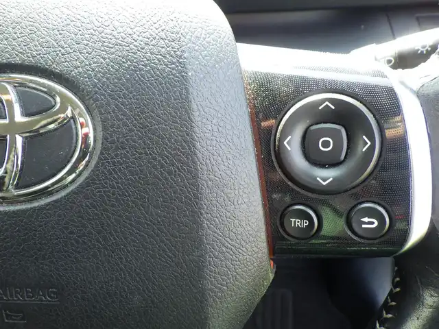 トヨタ シエンタ ハイブリッド G 千葉県 2016(平28)年 4.9万km ブラックマイカ Toyota Safety Sense/・プリクラッシュセーフティ/・レーンディパーチャーアラート/・オートハイビーム/両側パワースライドドア/純正SDナビ/地デジTV/【DVD/CD再生機能　Bluetooth接続】/バックカメラ/ドライブレコーダー（CSD-630FH）/ETC/LEDヘッドライト/フォグライト/ウインカーミラー/純正15インチアルミホイル/スマートキー