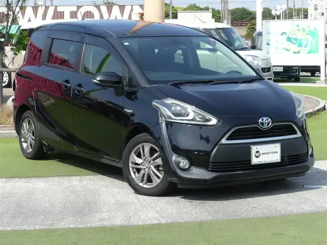 トヨタ シエンタ ハイブリッド G 千葉県 2016(平28)年 4.9万km ブラックマイカ Toyota Safety Sense/・プリクラッシュセーフティ/・レーンディパーチャーアラート/・オートハイビーム/両側パワースライドドア/純正SDナビ/地デジTV/【DVD/CD再生機能　Bluetooth接続】/バックカメラ/ドライブレコーダー（CSD-630FH）/ETC/LEDヘッドライト/フォグライト/ウインカーミラー/純正15インチアルミホイル/スマートキー