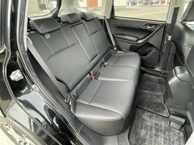 スバル フォレスター 2．0XT アイサイト 道央・札幌 2013(平25)年 5.4万km クリスタルブラックシリカ ４WD/社外メモリーナビ/CD/DVD/BT/ワンセグ/アイサイト/衝突被害軽減ブレーキ/横滑り防止装置/レーダークルーズコントロール/レーンキープアシスト/バックカメラ/ビルトインETC/XMODE/SI-DRIVE/パワーバックドア/前席パワーシート/前席シートヒーター/レザーシート/革巻きステアリング/ステアリングリモコン/パドルシフト/プッシュスタート/スマートキー/HIDヘッドライト/オートライト/フォグランプ/電動格納ミラー/ウィンカーミラー/純正フロアマット/ドアバイザー/スペアキー/社外AW付冬タイヤ積込/225/60/R17/2018年/山7mm