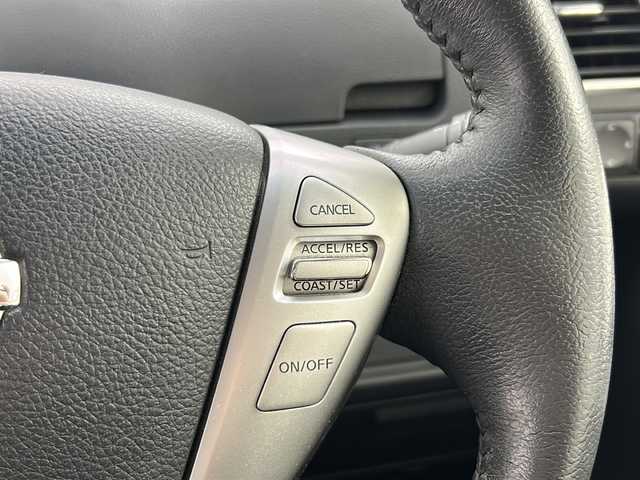 日産 セレナ HWS S HV Vセレ +Sefty 群馬県 2014(平26)年 8.4万km ブリリアントホワイトパール 純正8型ナビ 純正10型後席モニター　バックカメラ　両側電動スライドドア　衝突被害軽減ブレーキ　アイドリングストップ　レーンキープアシスト　オートライト　LEDヘッドライト　オートライト　禁煙車