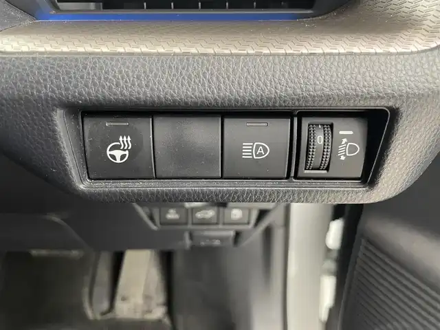トヨタ プリウス Z 埼玉県 2023(令5)年 3.2万km プラチナホワイトパールマイカ 純正12.3インチディスプレイナビ　/地デジフルセグ　/アラウンドビューモニター　/ブラインドスポットモニター　　/黒レザーシート　/ETC2.0車載器　/ＬＥＤヘッドライト　/トヨタチームメイト　/運転席パワーシート/シートヒーター/エアーシート/ステアリングヒーター/純正19インチアルミホイール/パワーテールゲート/純正前後ドライブレコーダー