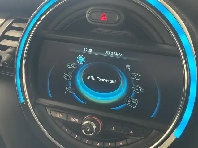 ＭＩＮＩ ＢＭＷ ミニ クーパー 熊本県 2018(平30)年 3.4万km ブリティッシュレーシンググリーンⅡ ・ワンオーナー/・スマートキー/・プッシュスタート/・純正ナビ/　【Bluetooth・USB・AUX・MSV】/・ETC/・ドライブレコーダー(前後録画)/・LEDヘッドランプ/・LEDフォグランプ/・純正マット/・保証書/取説
