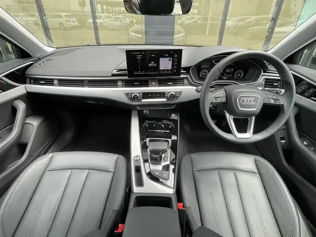 アウディ Ａ４ アバント 35TDI アドバンスド 石川県 2022(令4)年 4.5万km 黒 黒革シート/シートヒーター/衝突軽減ブレーキ/アダプティブクルーズコントロール/サイドアシスト/純正ナビ/３６０カメラ/ＡｐｐｌｅＣａｒＰｌａｙ/クリアランスソナー/電動リアゲート/ＬＥＤライト