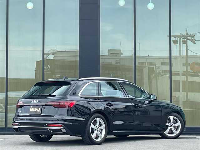 アウディ Ａ４ アバント 35TDI アドバンスド 石川県 2022(令4)年 4.5万km 黒 黒革シート/シートヒーター/衝突軽減ブレーキ/アダプティブクルーズコントロール/サイドアシスト/純正ナビ/３６０カメラ/ＡｐｐｌｅＣａｒＰｌａｙ/クリアランスソナー/電動リアゲート/ＬＥＤライト