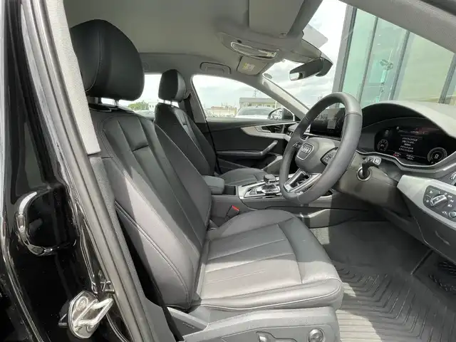 アウディ Ａ４ アバント 35TDI アドバンスド 石川県 2022(令4)年 4.5万km 黒 黒革シート/シートヒーター/衝突軽減ブレーキ/アダプティブクルーズコントロール/サイドアシスト/純正ナビ/３６０カメラ/ＡｐｐｌｅＣａｒＰｌａｙ/クリアランスソナー/電動リアゲート/ＬＥＤライト