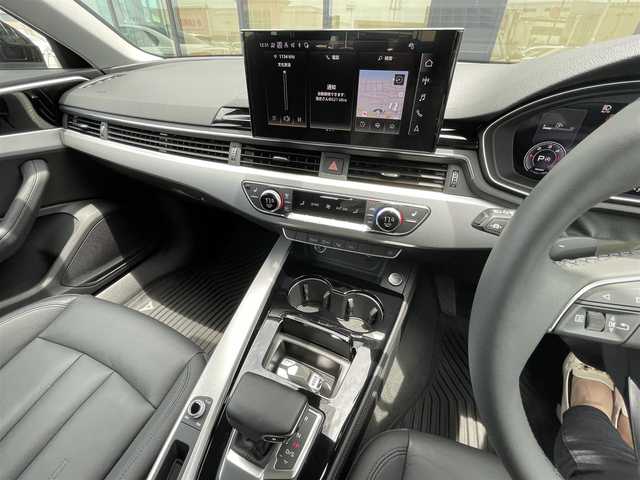 アウディ Ａ４ アバント 35TDI アドバンスド 石川県 2022(令4)年 4.5万km 黒 黒革シート/シートヒーター/衝突軽減ブレーキ/アダプティブクルーズコントロール/サイドアシスト/純正ナビ/３６０カメラ/ＡｐｐｌｅＣａｒＰｌａｙ/クリアランスソナー/電動リアゲート/ＬＥＤライト