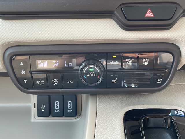 ホンダ Ｎ ＢＯＸ G L ターボ ホンダセンシング 神奈川県 2020(令2)年 4.7万km クリスタルブラックパール ・純正メモリーナビ　/・両側パワースライドドア　/・バックカメラ　/・ＥＴＣ　/・Ｂｌｕｅｔｏｏｔｈ　/・ＤＶＤ　ＣＤ　/・フルセグＴＶ　/・ホンダセンシング　/・パドルシフト　/・リヤサンシェード　/・シートバックテーブル　/・オートエアコン/・スマートキー/・プッシュスタート/・LEDヘッドライト/・ストライプテープ