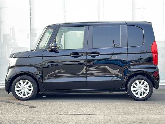 ホンダ Ｎ ＢＯＸ G L ターボ ホンダセンシング 神奈川県 2020(令2)年 4.7万km クリスタルブラックパール ・純正メモリーナビ　/・両側パワースライドドア　/・バックカメラ　/・ＥＴＣ　/・Ｂｌｕｅｔｏｏｔｈ　/・ＤＶＤ　ＣＤ　/・フルセグＴＶ　/・ホンダセンシング　/・パドルシフト　/・リヤサンシェード　/・シートバックテーブル　/・オートエアコン/・スマートキー/・プッシュスタート/・LEDヘッドライト/・ストライプテープ