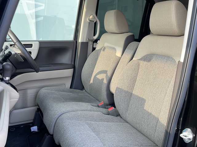 ホンダ Ｎ ＢＯＸ G L ターボ ホンダセンシング 神奈川県 2020(令2)年 4.7万km クリスタルブラックパール ・純正メモリーナビ　/・両側パワースライドドア　/・バックカメラ　/・ＥＴＣ　/・Ｂｌｕｅｔｏｏｔｈ　/・ＤＶＤ　ＣＤ　/・フルセグＴＶ　/・ホンダセンシング　/・パドルシフト　/・リヤサンシェード　/・シートバックテーブル　/・オートエアコン/・スマートキー/・プッシュスタート/・LEDヘッドライト/・ストライプテープ