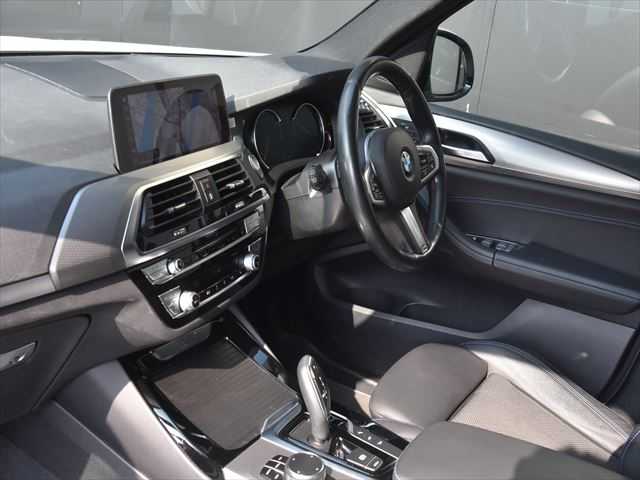 ＢＭＷ Ｘ３ xDrive20d Mスポーツ 和歌山県 2019(令1)年 5.5万km アルピンホワイトⅢ インテリSF /ACC /純正ナビ /フルセグ /全方位カメラ /前席パワーシート /パーキングアシスト /HUD /コーナーセンサー /ハーフレザー /シートヒーター /電動バックドア /LEDヘッドライト /ワイヤレスチャージャー /ミラー型ETC