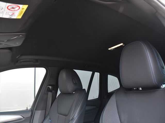 ＢＭＷ Ｘ３ xDrive20d Mスポーツ 和歌山県 2019(令1)年 5.5万km アルピンホワイトⅢ インテリSF /ACC /純正ナビ /フルセグ /全方位カメラ /前席パワーシート /パーキングアシスト /HUD /コーナーセンサー /ハーフレザー /シートヒーター /電動バックドア /LEDヘッドライト /ワイヤレスチャージャー /ミラー型ETC